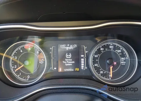 2019 Jeep Cherokee Latitude Fwd from USA, damaged, VIN 1C4PJLCB0KD108933